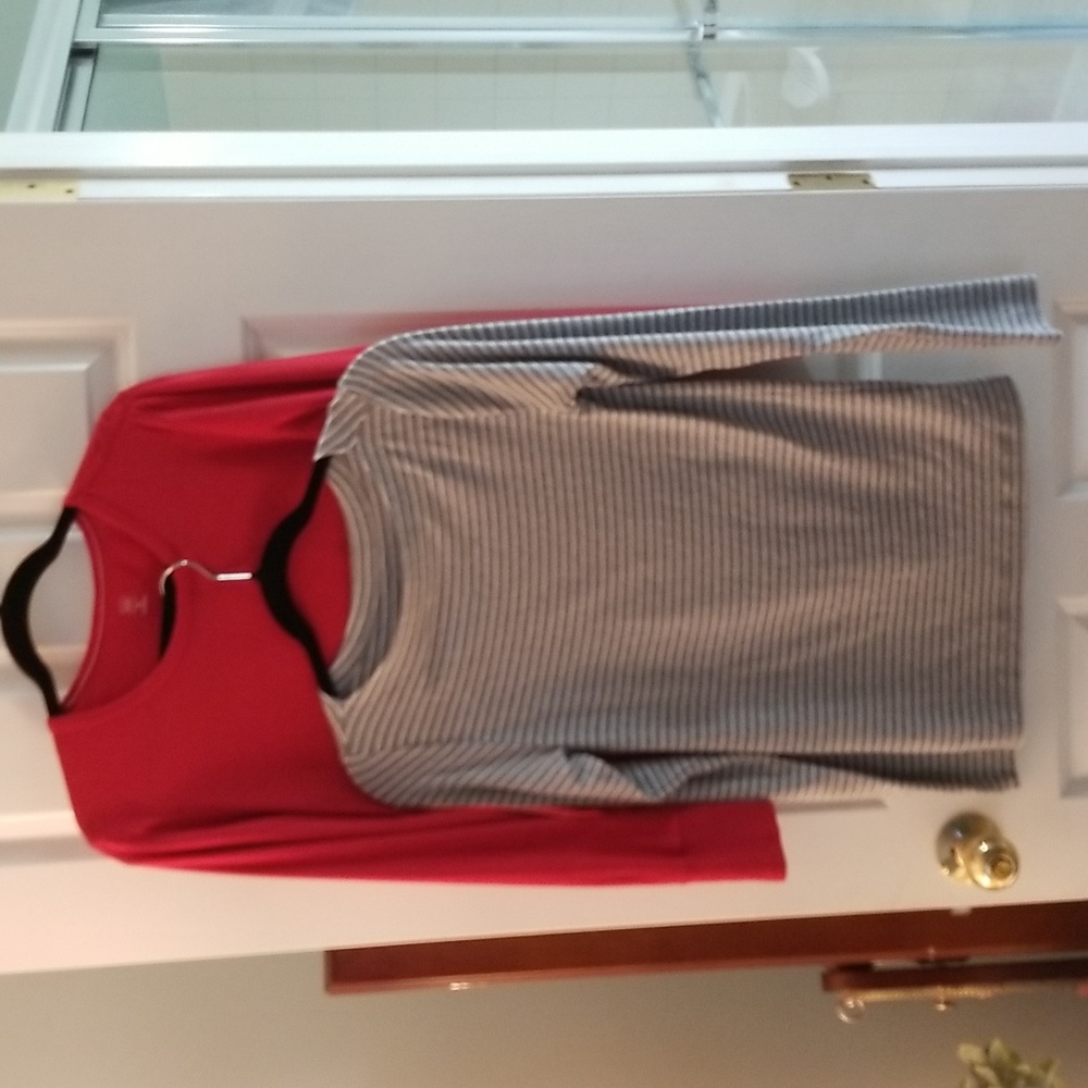 Gap shirts- set of two